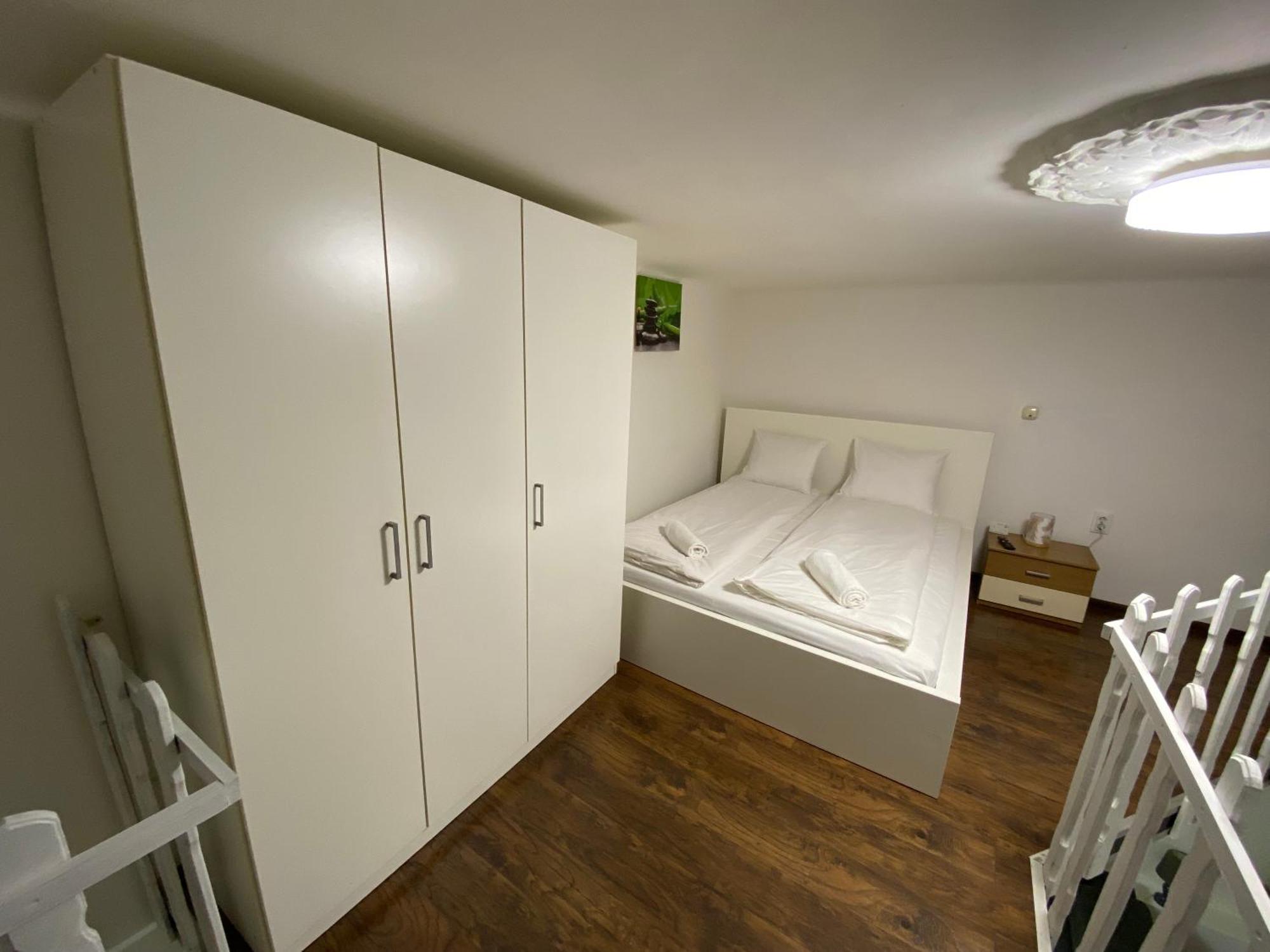 Grand37studio Apartment *